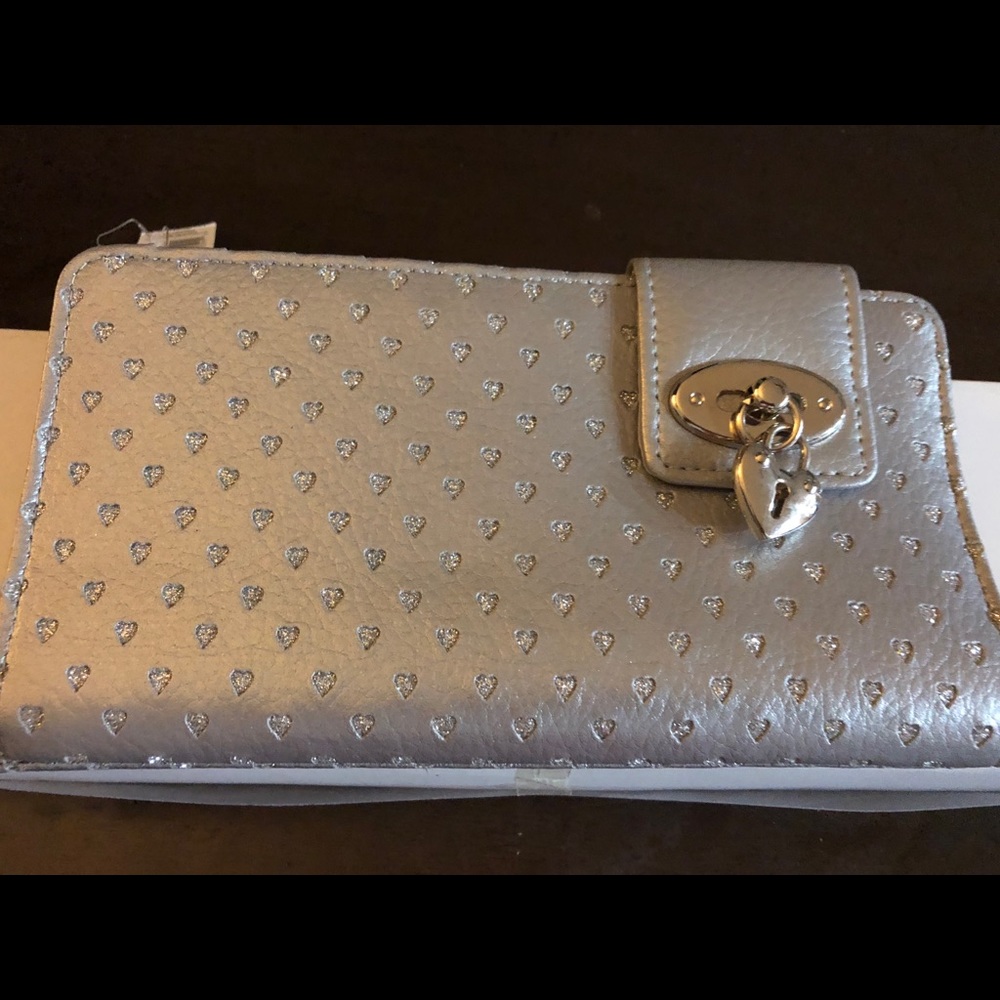 Women’s Wallet w/ checkbook holder